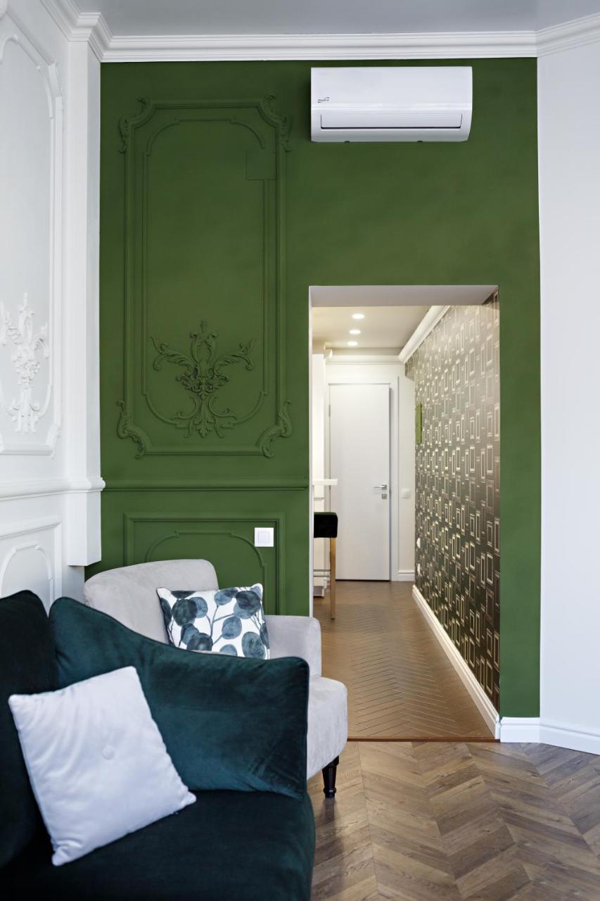 Green Apartment Lviv Extérieur photo